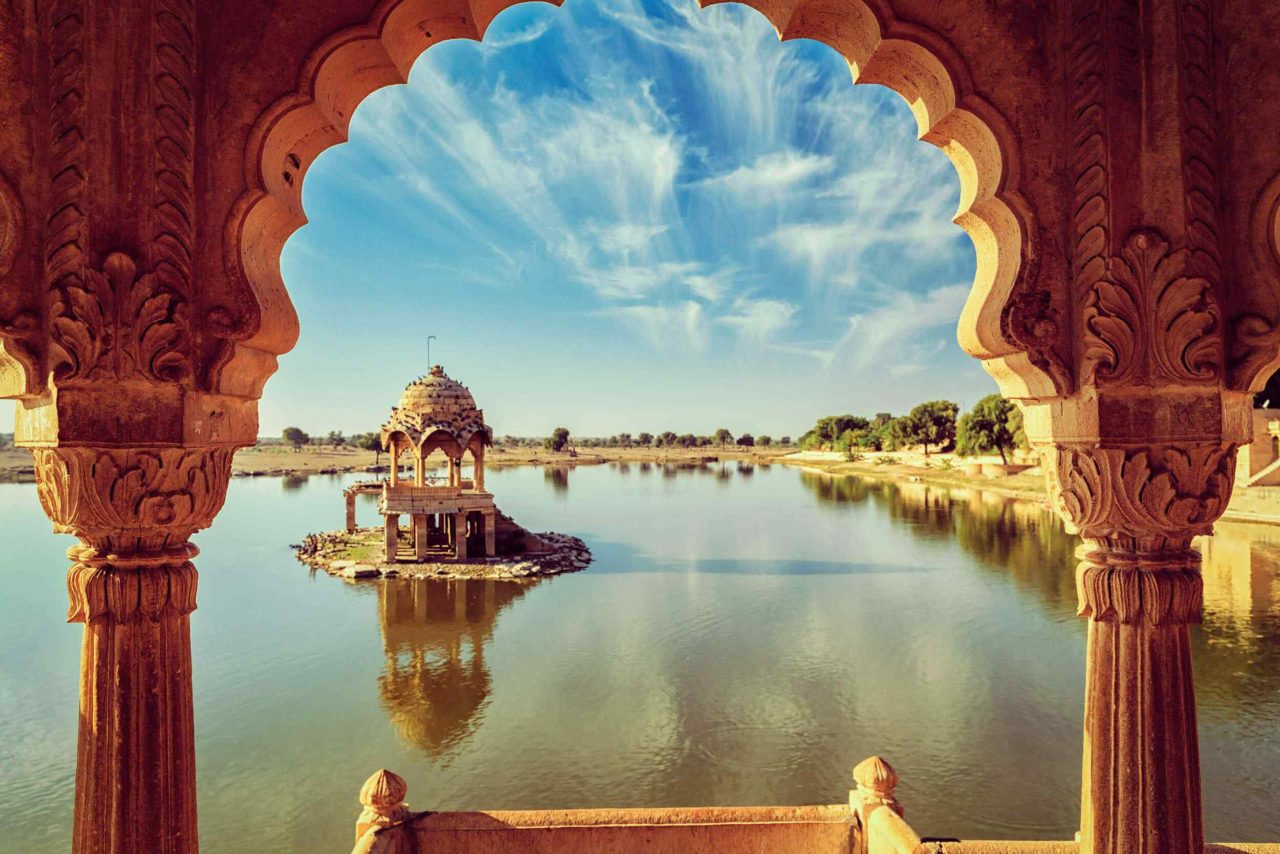 https://www.banitours.com/wp-content/uploads/2015/07/post_03-1280x854.jpg