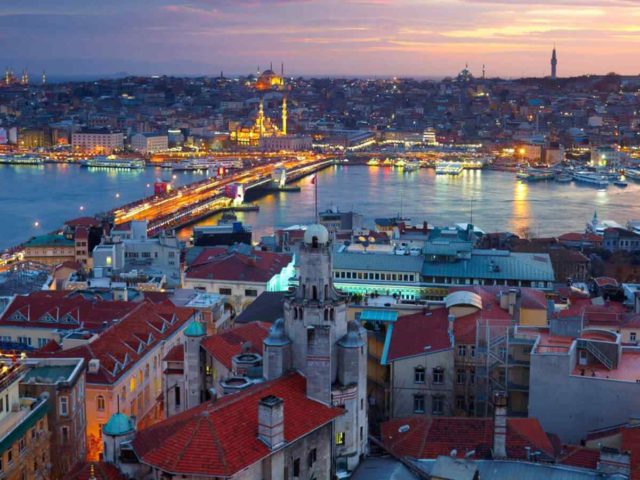 https://www.banitours.com/wp-content/uploads/2018/09/bgn-heading-istanbul-640x480.jpg